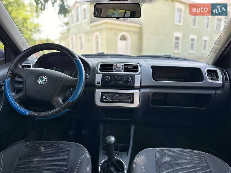 Хэтчбек Skoda Fabia 2008 в Николаеве фото 10 Хэтчбек Skoda Fabia 2008 в Николаеве