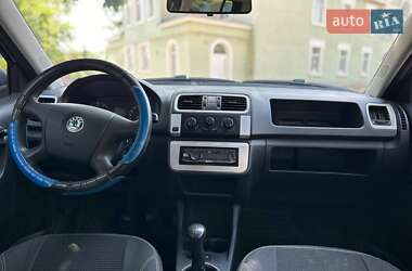 Хэтчбек Skoda Fabia 2008 в 