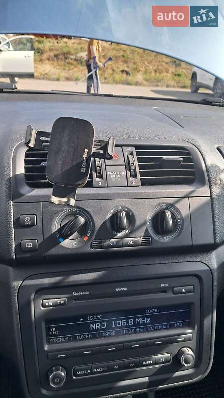 Универсал Skoda Fabia 2010 в Полтаве