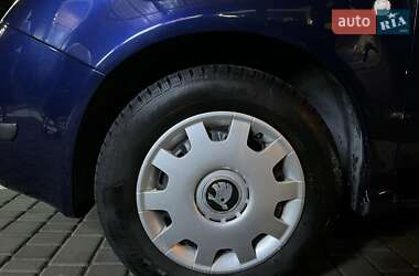 Хэтчбек Skoda Fabia 2003 в 