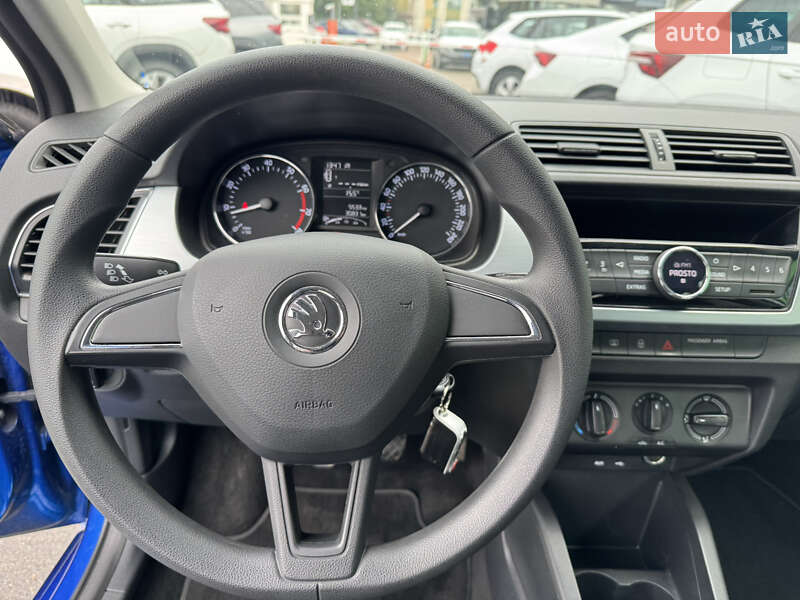Хэтчбек Skoda Fabia 2016 в Киеве фото 15 Хэтчбек Skoda Fabia 2016 в Киеве