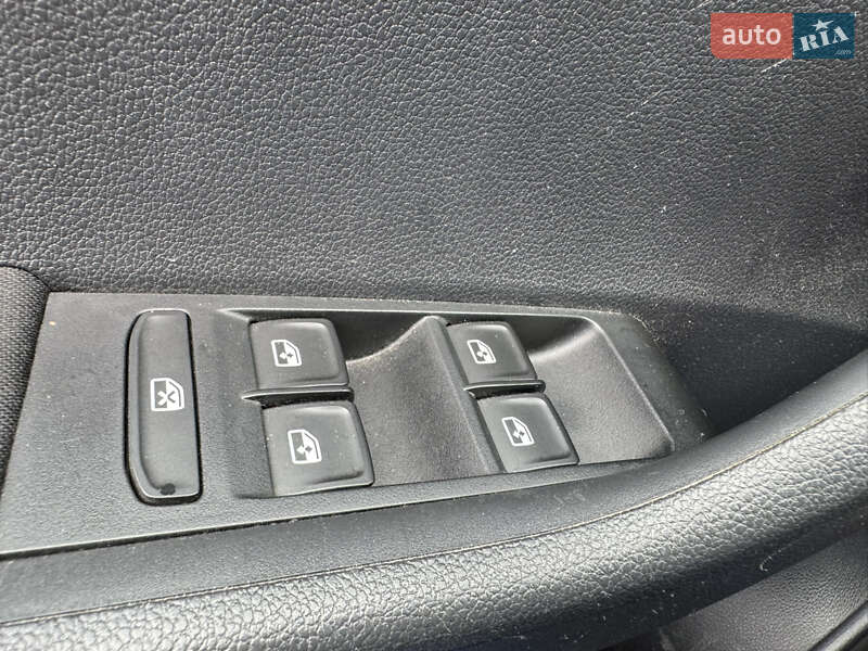 Хэтчбек Skoda Fabia 2016 в Киеве фото 18 Хэтчбек Skoda Fabia 2016 в Киеве