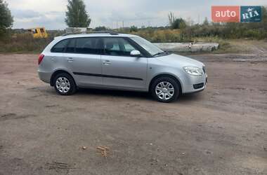 Универсал Skoda Fabia 2010 в 