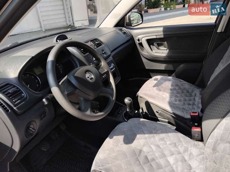 Хэтчбек Skoda Fabia 2013 в Днепре фото 2 Хэтчбек Skoda Fabia 2013 в Днепре