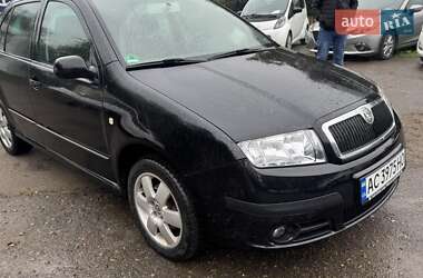 Хэтчбек Skoda Fabia 2005 в Луцке