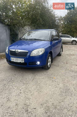 Хэтчбек Skoda Fabia 2008 в Харькове