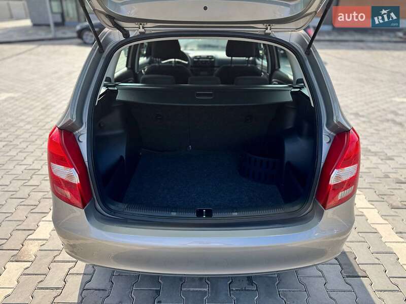 Універсал Skoda Fabia 2010 в Кривому Розі фото 14 Універсал Skoda Fabia 2010 в Кривому Розі