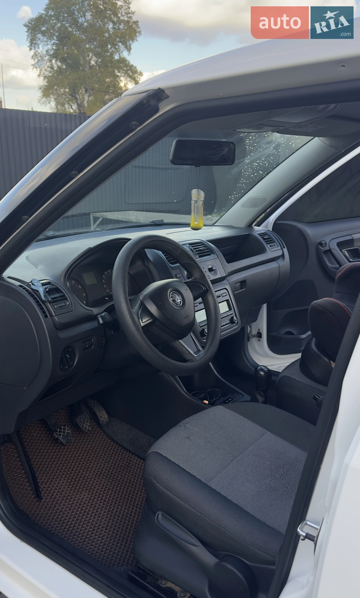 2014 Skoda Fabia - мініатюра 6