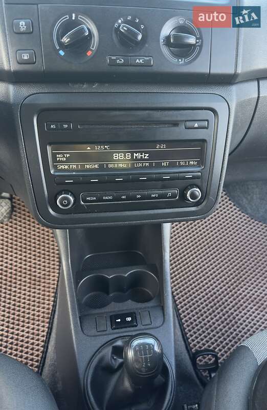 Хэтчбек Skoda Fabia 2014 в Рава-Русской фото 8 Хэтчбек Skoda Fabia 2014 в Рава-Русской