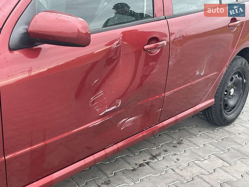 Универсал Skoda Fabia 2007 в Луцке