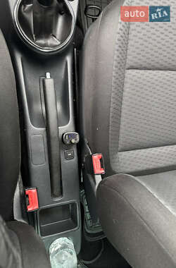 Хэтчбек Skoda Fabia 2012 в 