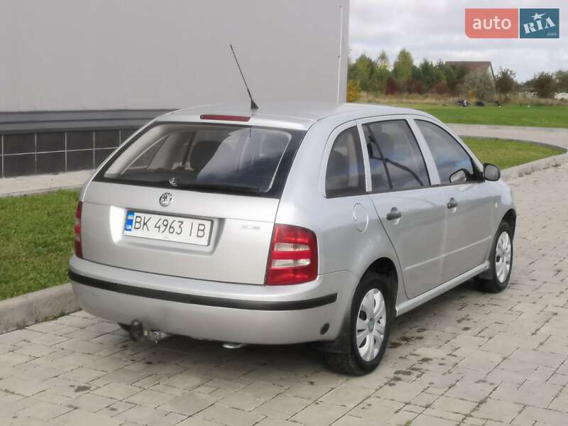 Універсал Skoda Fabia 2002 в Здолбуніві