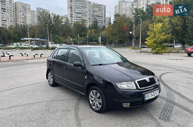 Хэтчбек Skoda Fabia 2001 в 