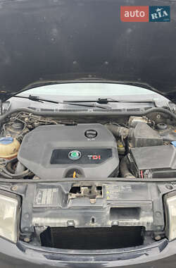 Хэтчбек Skoda Fabia 2001 в 