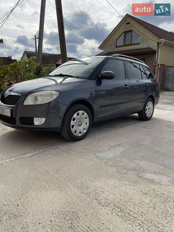 Універсал Skoda Fabia 2008 в Дніпрі