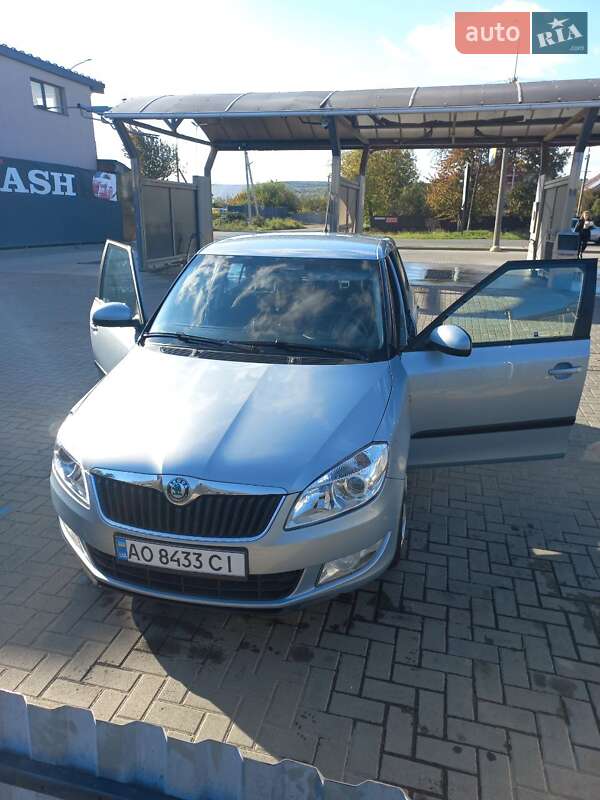 Skoda Fabia 2011 Skoda Fabia 2011
