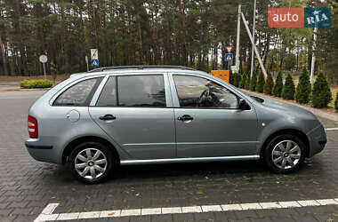 Универсал Skoda Fabia 2002 в 
