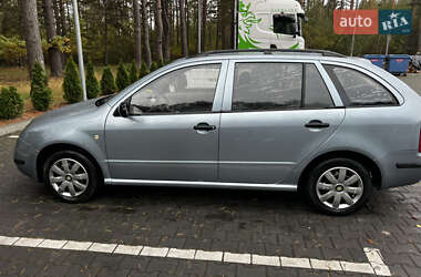 Универсал Skoda Fabia 2002 в 