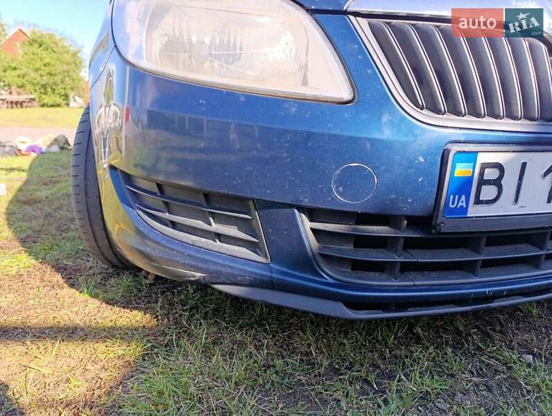 Хэтчбек Skoda Fabia 2011 в Черкассах