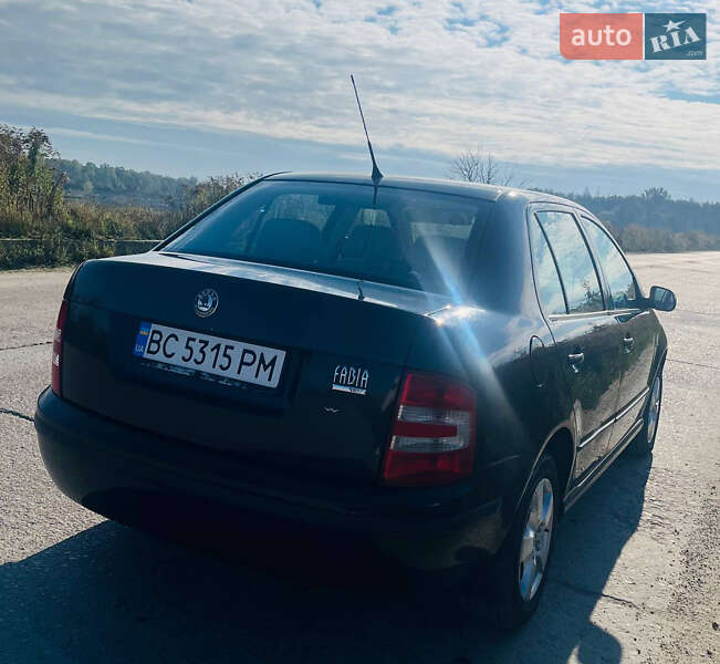 Седан Skoda Fabia 2004 в Новояворівську фото 12 Седан Skoda Fabia 2004 в Новояворівську