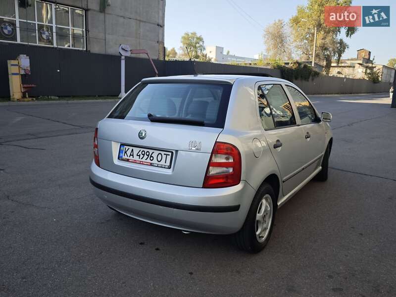 Хетчбек Skoda Fabia 2001 в Києві