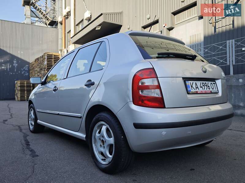 Хетчбек Skoda Fabia 2001 в Києві