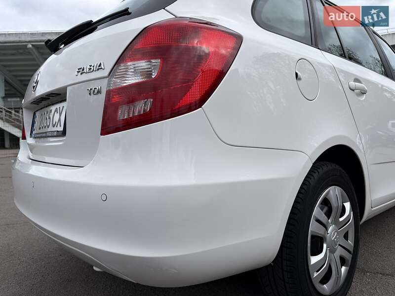 Универсал Skoda Fabia 2013 в Полтаве