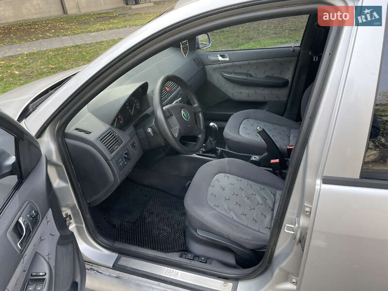 Седан Skoda Fabia 2002 в Николаеве фото 10 Седан Skoda Fabia 2002 в Николаеве