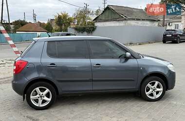 Хэтчбек Skoda Fabia 2008 в 