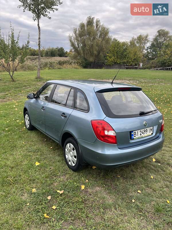 Универсал Skoda Fabia 2009 в Кременчуге