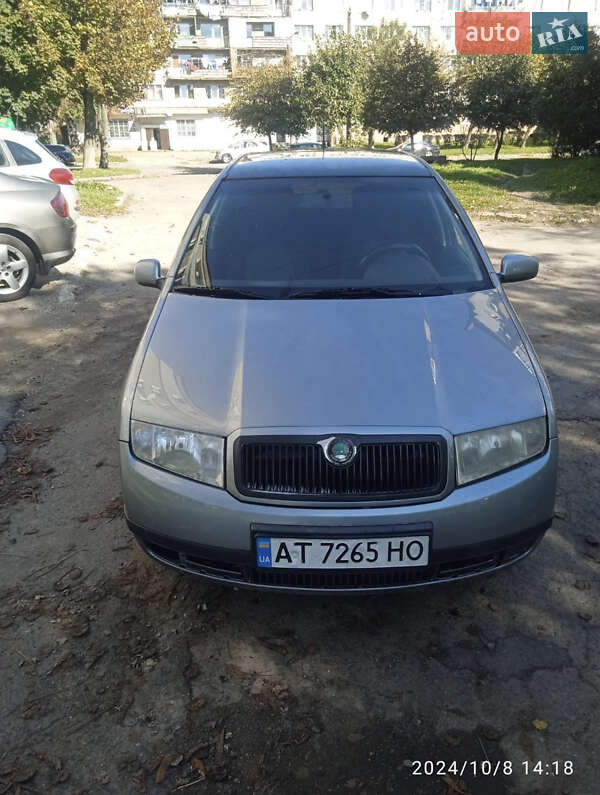 Хэтчбек Skoda Fabia 2004 в  фото Хэтчбек Skoda Fabia 2004 в