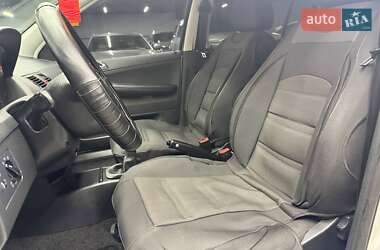 Универсал Skoda Fabia 2004 в  фото 10 Универсал Skoda Fabia 2004 в