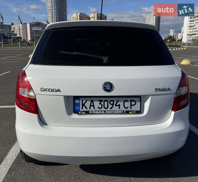 Хэтчбек Skoda Fabia 2014 в Киеве фото 2 Хэтчбек Skoda Fabia 2014 в Киеве