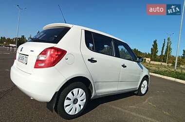 Хэтчбек Skoda Fabia 2009 в 