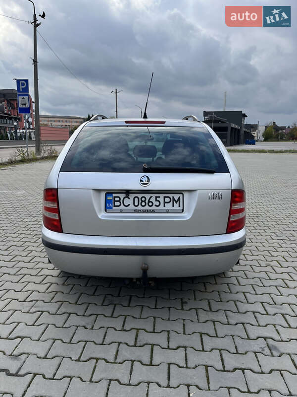 Универсал Skoda Fabia 2006 в Дрогобыче