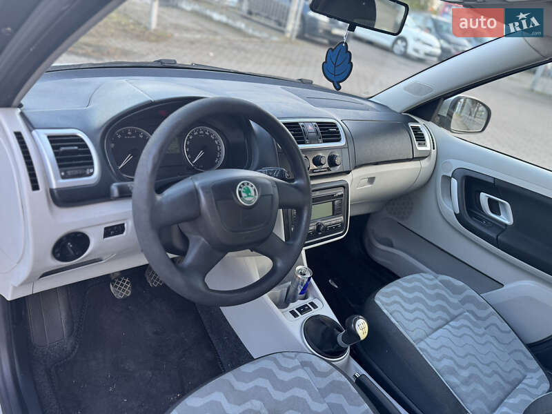 Универсал Skoda Fabia 2010 в Ровно фото 16 Универсал Skoda Fabia 2010 в Ровно