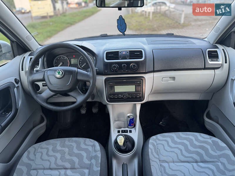 Универсал Skoda Fabia 2010 в Ровно фото 31 Универсал Skoda Fabia 2010 в Ровно