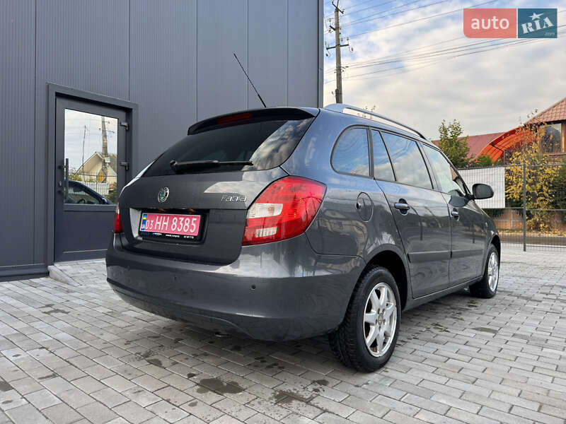Универсал Skoda Fabia 2008 в Ровно