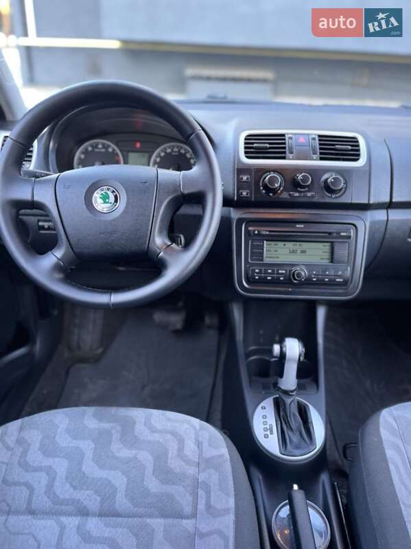 Хэтчбек Skoda Fabia 2008 в Ахтырке