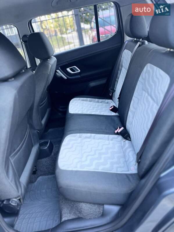 Хэтчбек Skoda Fabia 2008 в Ахтырке