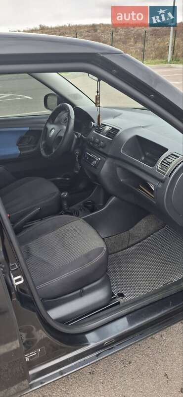 Хэтчбек Skoda Fabia 2008 в Ровно
