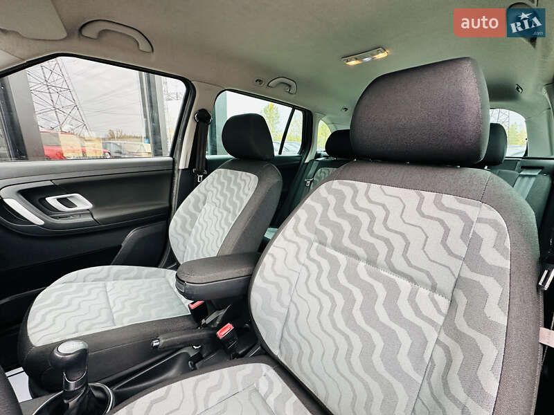 Универсал Skoda Fabia 2009 в Харькове