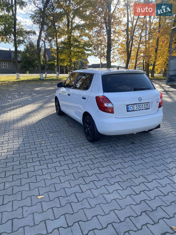 Хэтчбек Skoda Fabia 2012 в Лужанах фото 2 Хэтчбек Skoda Fabia 2012 в Лужанах