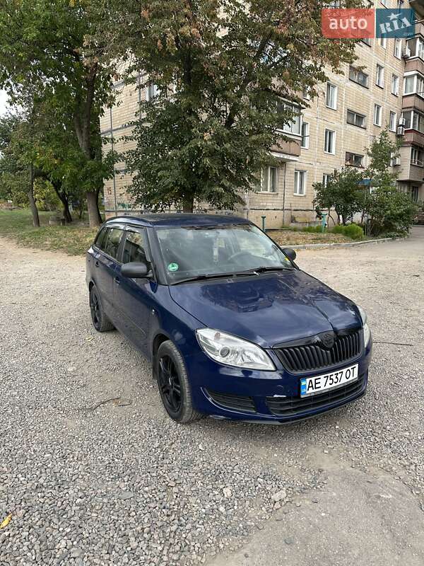 Skoda Fabia 2011 Skoda Fabia 2011