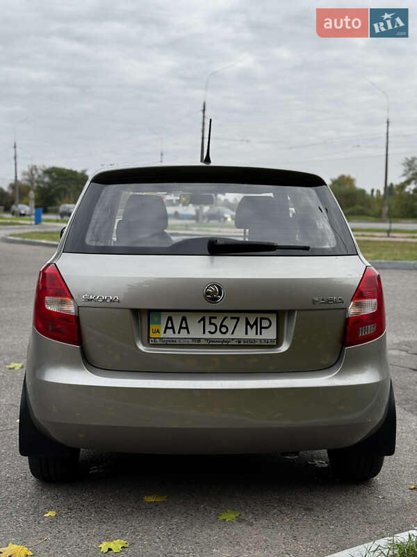 Хетчбек Skoda Fabia 2013 в Білій Церкві фото 5 Хетчбек Skoda Fabia 2013 в Білій Церкві