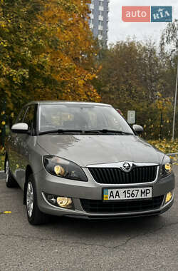 Хэтчбек Skoda Fabia 2013 в 
