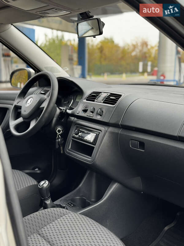 Хетчбек Skoda Fabia 2013 в Білій Церкві фото 15 Хетчбек Skoda Fabia 2013 в Білій Церкві
