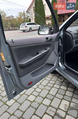 Универсал Skoda Fabia 2002 в 