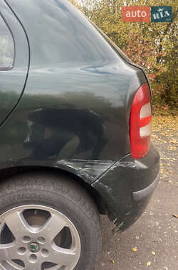 Седан Skoda Fabia 2002 в  фото 7 Седан Skoda Fabia 2002 в