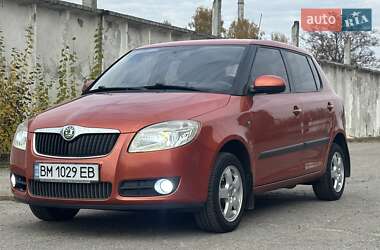 Хэтчбек Skoda Fabia 2008 в 